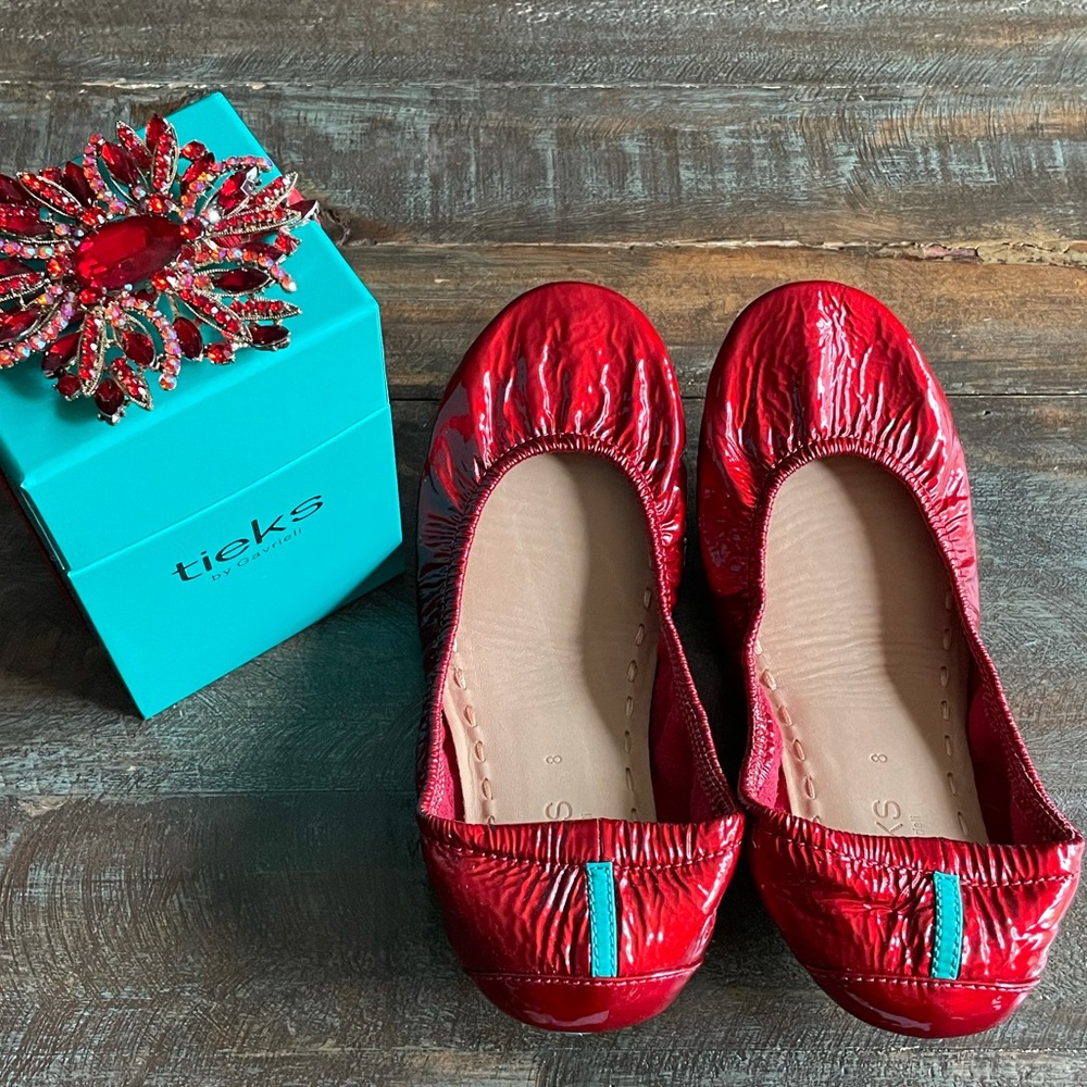 Red Diamond Size 8